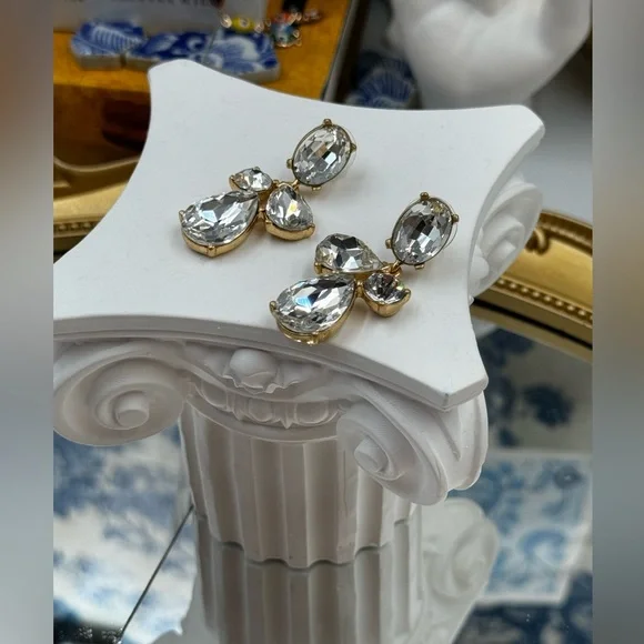 🆕 OSCAR DE LA RENTA 🧿 NWOT Candy Drop Earrings, Clear Crystal - Picture 8 of 17